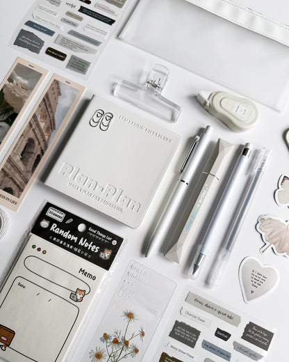 Soft White Stationery Set 🤍